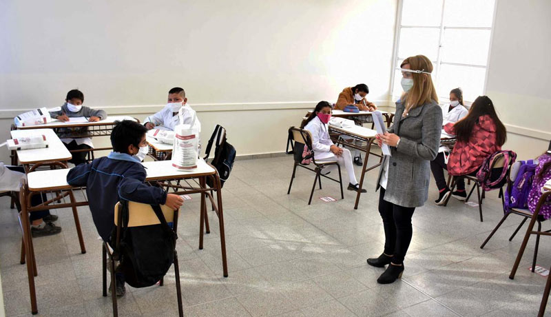 Clases escolares presenciales